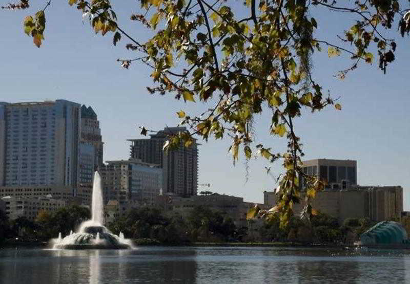 Courtyard By Marriott Orlando Downtown Hotel Exterior photo